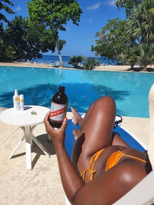 Townhouse By The Bay, Little Bay Country Club ,Negril Vila Orange Bay Exterior foto