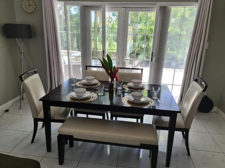 Townhouse By The Bay, Little Bay Country Club ,Negril Vila Orange Bay Exterior foto